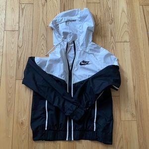 nike windbreaker